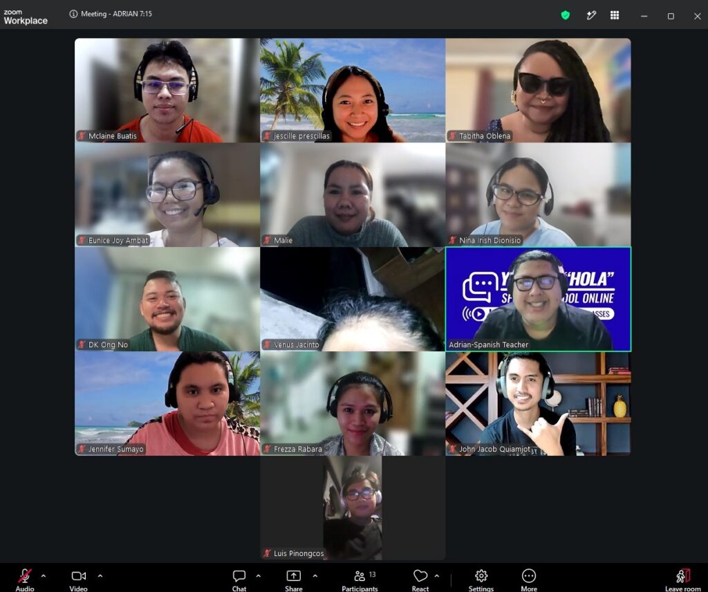 You Say Hola students together on a live Zoom class