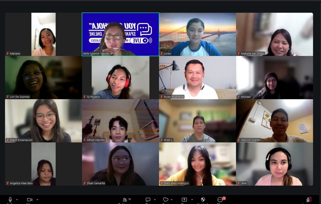 You Say Hola students together on a live Zoom class